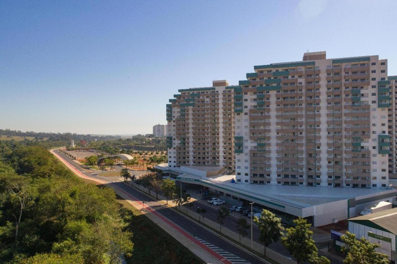 Olimpia Park Resort O Mais Divertido Resort Em Frente Ao Thermas Dos Laranjais - Pague Em Ate 12 Vezes מראה חיצוני תמונה